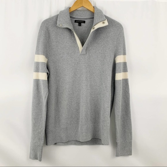 Banana Republic Grey & White Pullover Swea… - Picture 1 of 9